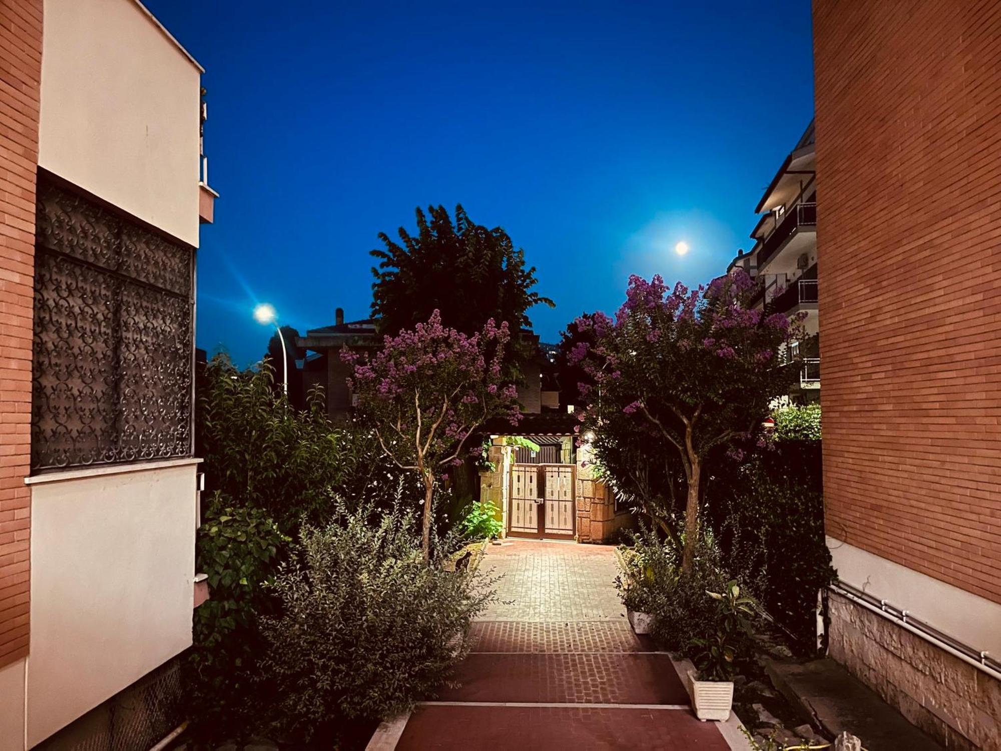 Apartament Attico A Roma Zewnętrze zdjęcie